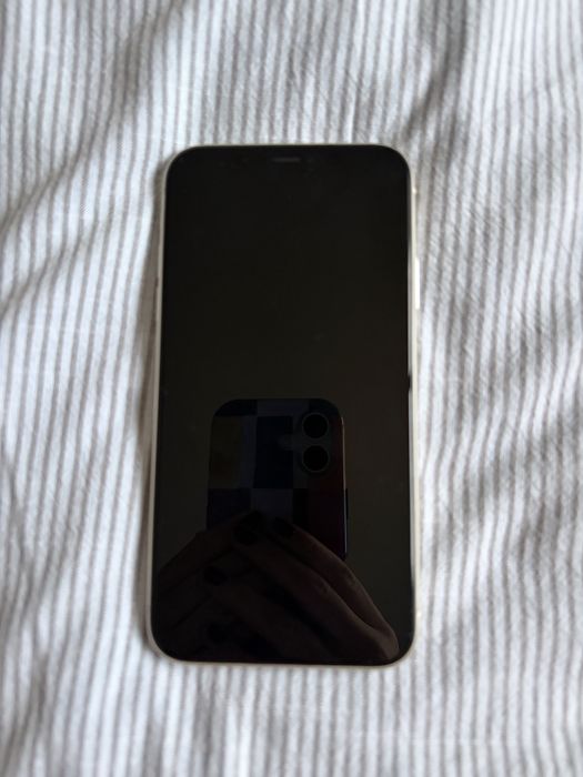 Iphone 11 branco 64 GB