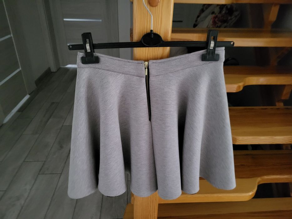 Szara spodnomiczka S polecam