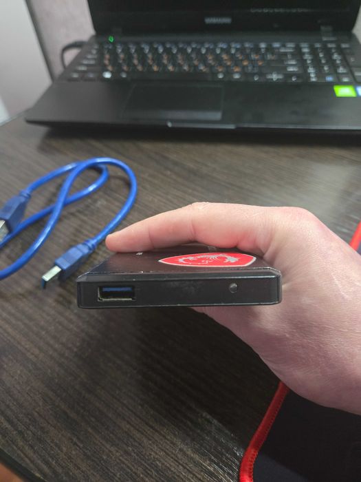 Внешний жёсткуий диск USB 3.0 на 1 Tb