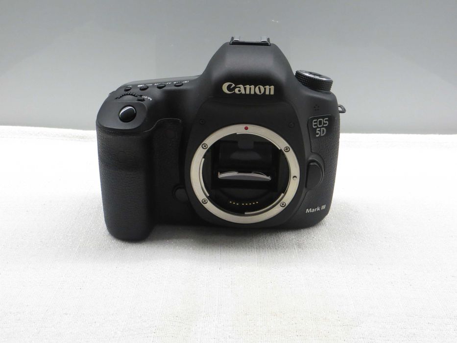 Canon 5 D Mark III Excelente Estado Poucos cliks, lentes  EF