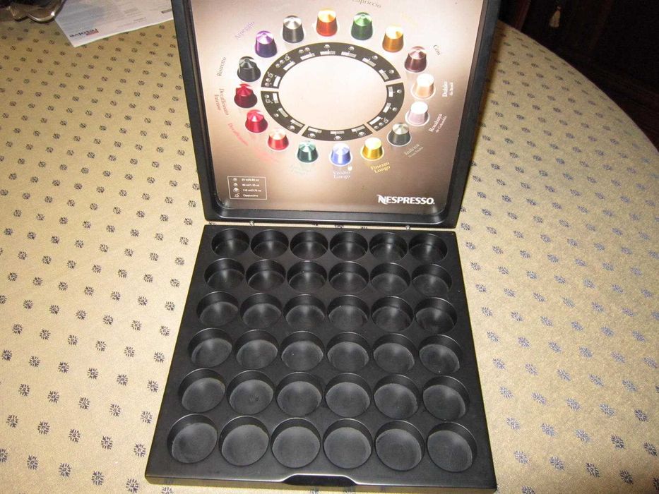 Porta cápsulas Nexpresso em madeira para 36 cápsulas