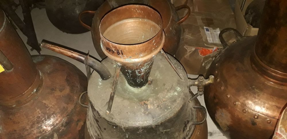 Peças em cobre de  alambique e outras