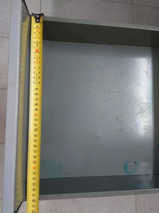Stół warsztatowy z szufladą