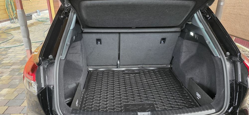 Продам Audi Q4 e-tron.40