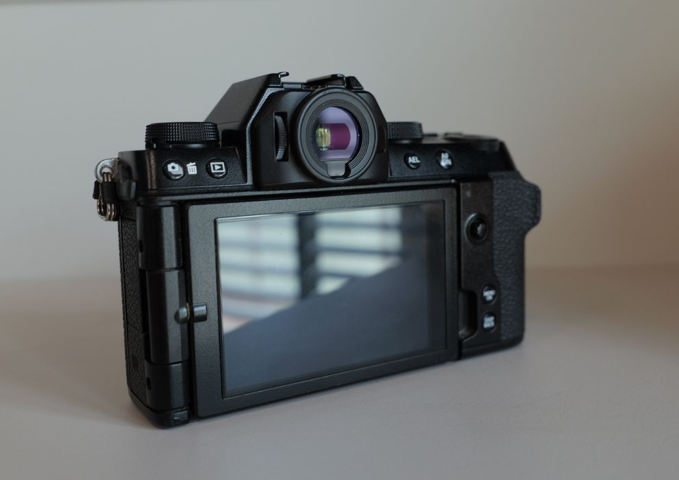 Aparat fujifilm X-S10 +  Fujinon XF18-55 mm