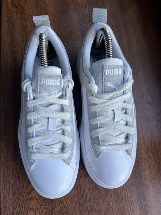 Практично нові шкіряні кросівки  36 розмір Puma  оригінал