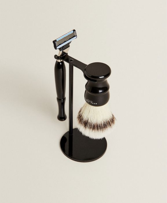 CONJUNTO DE BARBEAR ACCA KAPPA  NOVO