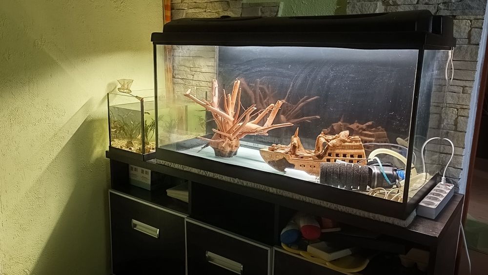 Аквариум 200литров