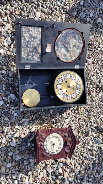 Zegar Metron ZN-82-001 i kukułka