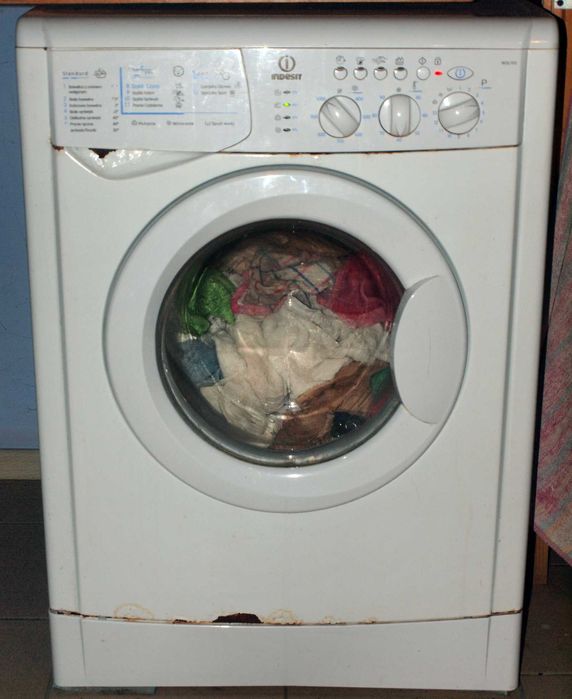 Pralka automatyczna Indesid WISL 105