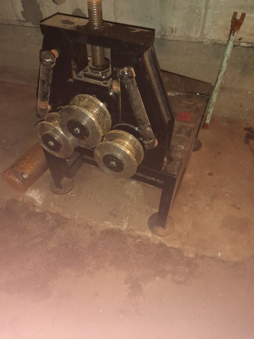 Walcarka ceownika profili