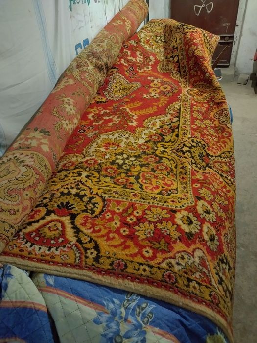 Ковер шерстяной .