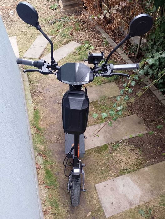 Електро самокат Kukirin G2