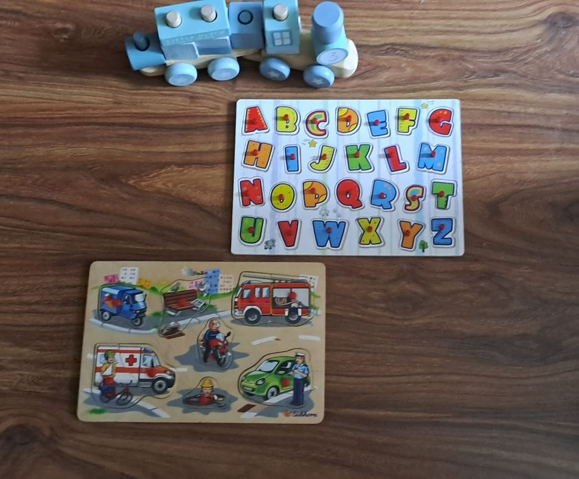 Drewniane puzzle, zabawki