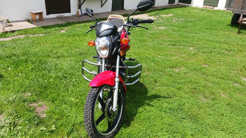 Продаєця мотоцикл Kinlon 150
