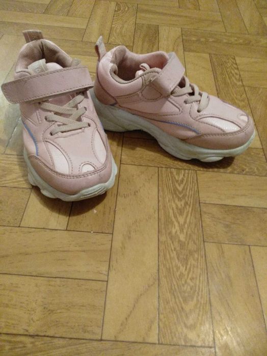 Кросівки дитячі б/в