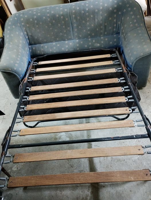 Sofá cama de três lugares e de dois  e de um lugar