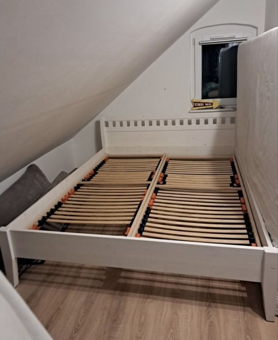 Łóżko drewniane białe 160x200 stelaże i materac