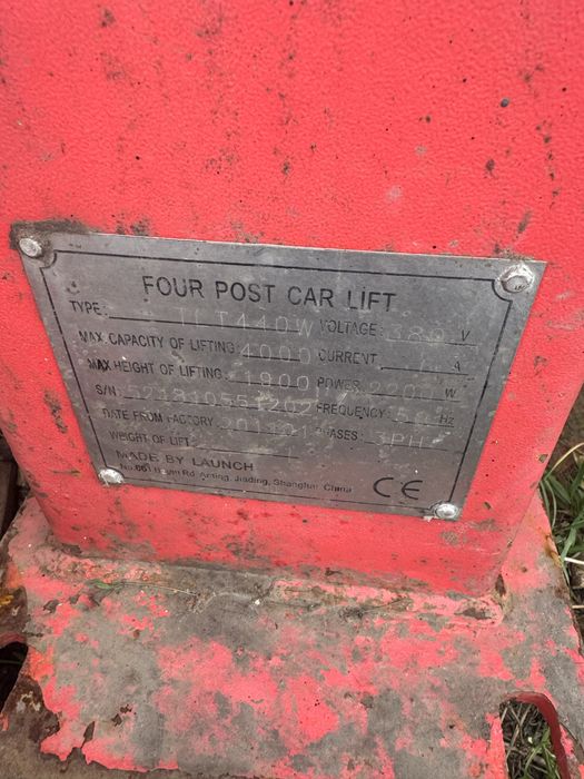 Підйомник 4 стійочний лаунч launch подьемник