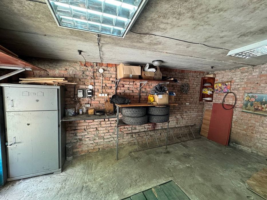 Гараж в кооперативі Зоря