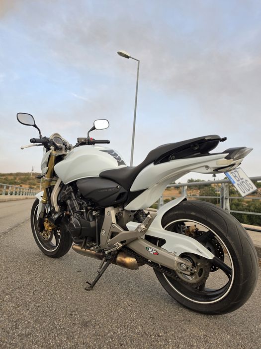 Honda Hornet 17k kms