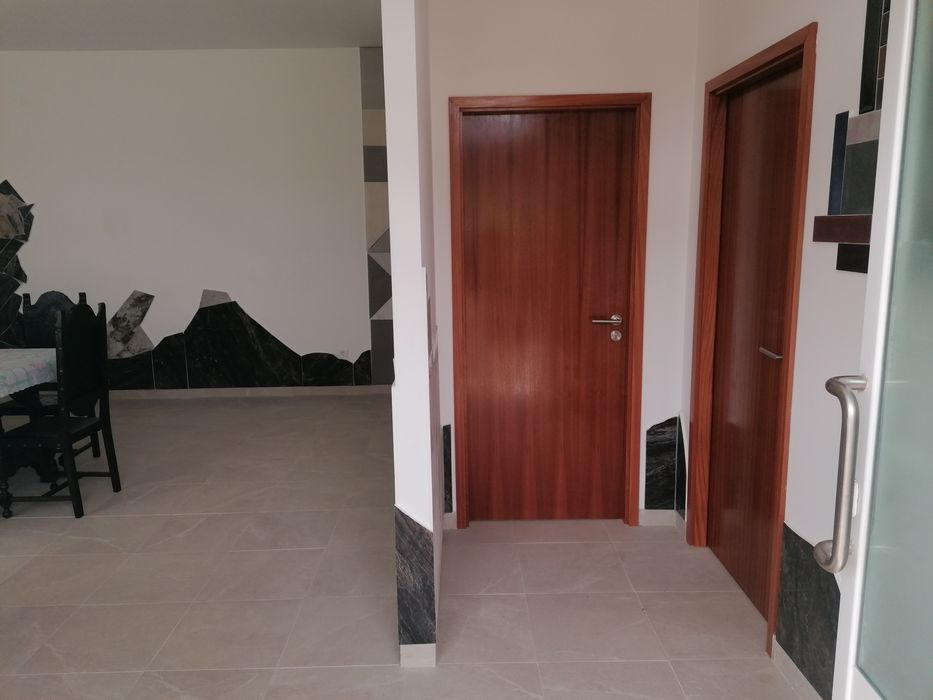 Quarto a arrendar, WC privado Rua Rio Novo 313 Santa Maria da feira