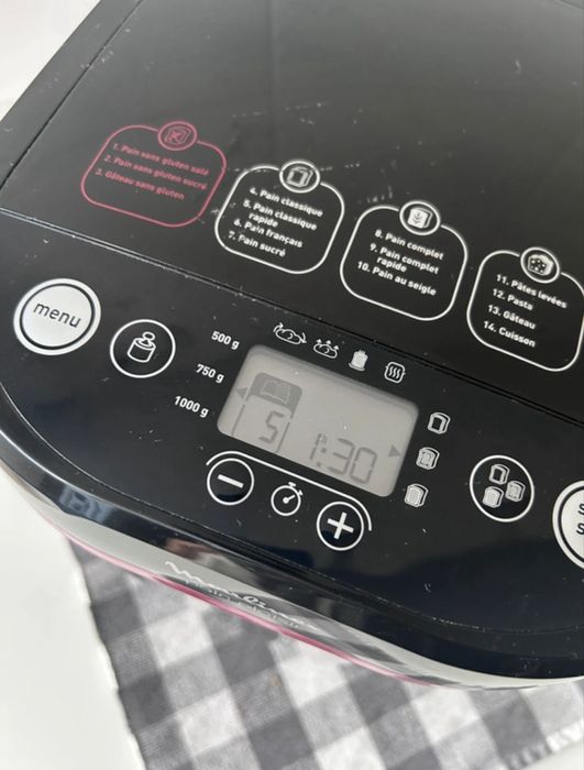 Maquina de fazer pão com e sem gluten moulinex