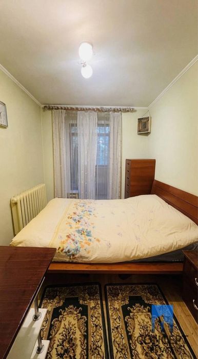 Продам большую 3 комн. квартиру 61 м2 ул.Независимости (Титова)
