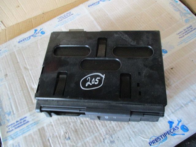 Rádio / auto-rádio PEUGEOT 607 (9D, 9U)
