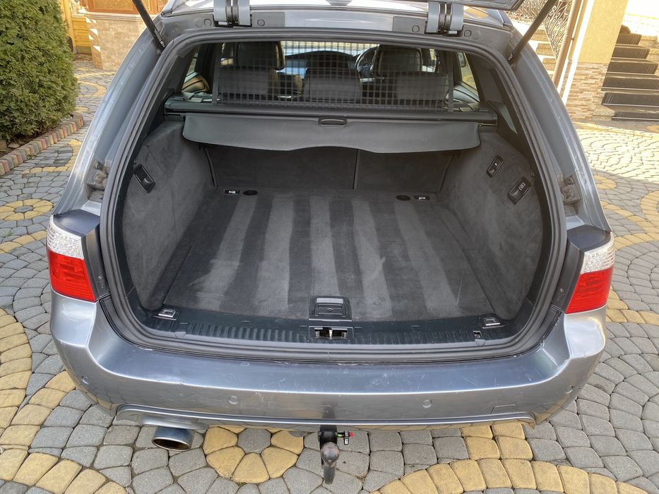Бампер М bmw e61 e60 БМВ е60 е61
