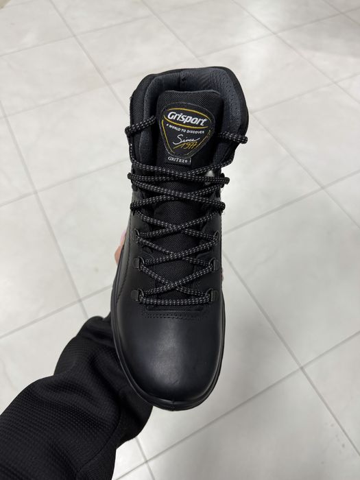 Нові оригінальні черевики на зиму Grisport є у розмірах