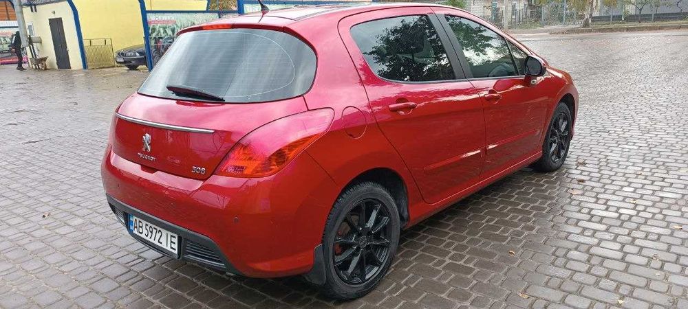 Продам власний Peugeot 308, 2011 р., автомат
