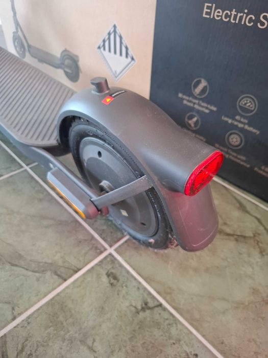 Xiaomi Electric Scooter Elite Електросамокат