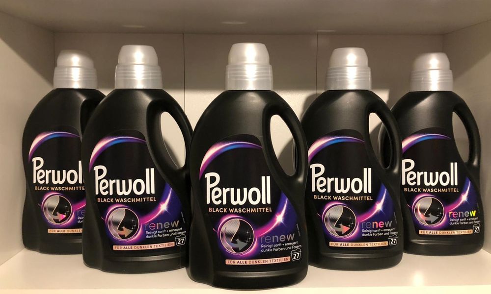 Perwoll Black Renew 1,35 L żel do prania czarnych z Niemiec 5 sztuk