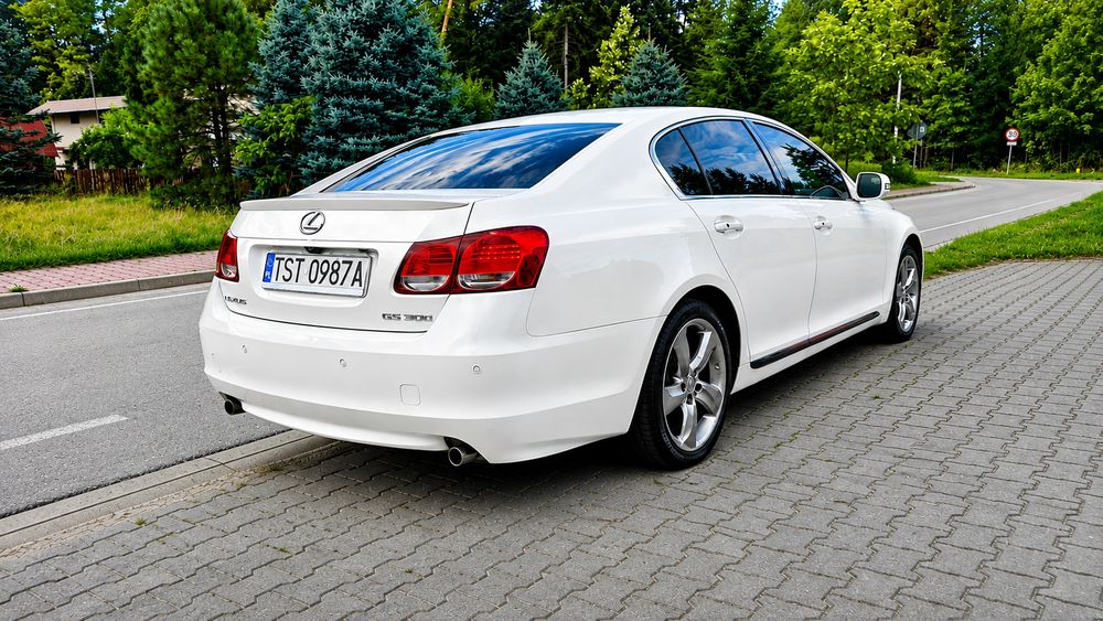 Lexus GS300*LIFT*3.0b-249 koni*Biała perła*Serwis ASO*prywatnie