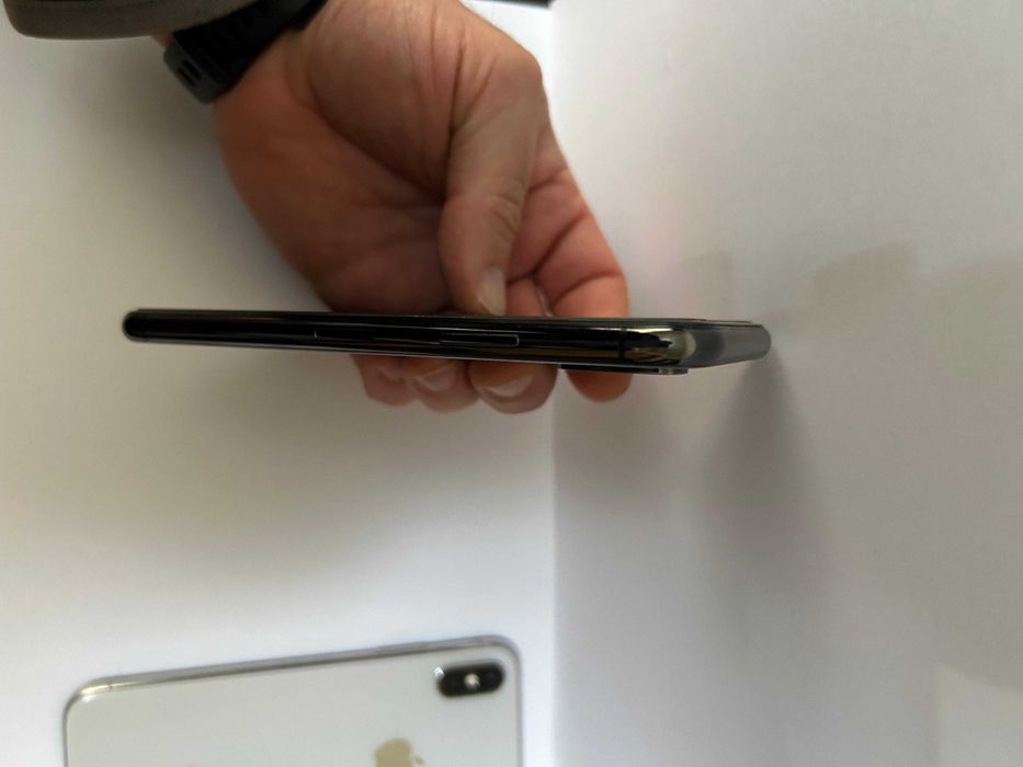 2 Iphones X 256GB  99euros/cada e mais 2 iphones Xdiversos (descrição)