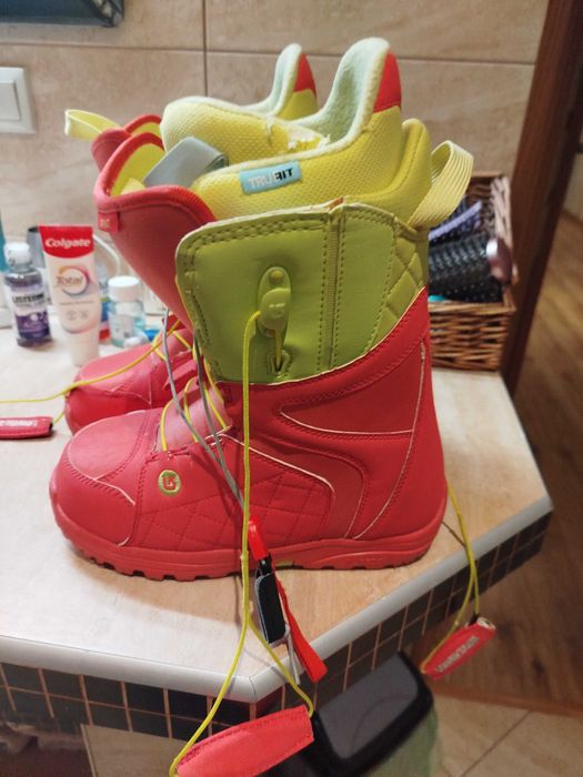 Buty snowboardowe 36.5