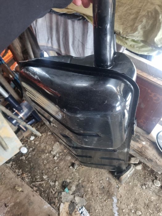 Продам бак на ниву новенький новий