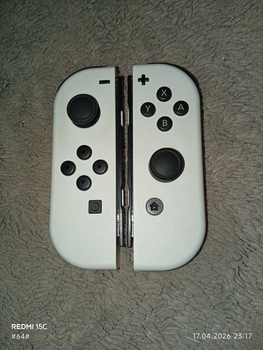 Приставка nintendo switch OLED 64 гігабайти в пам'яті