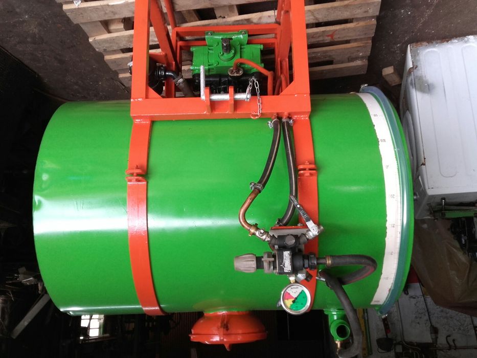 Pulverizador usado para tractor 400litros