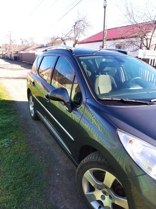 Продам Peugeot 207 SW