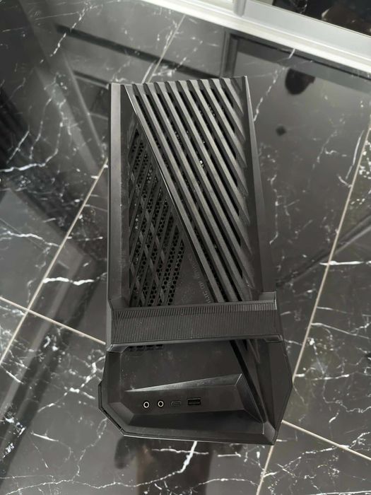 Komputer gamingowy RTX 4060 TI / Ryzen 5 / 16 GB RAM