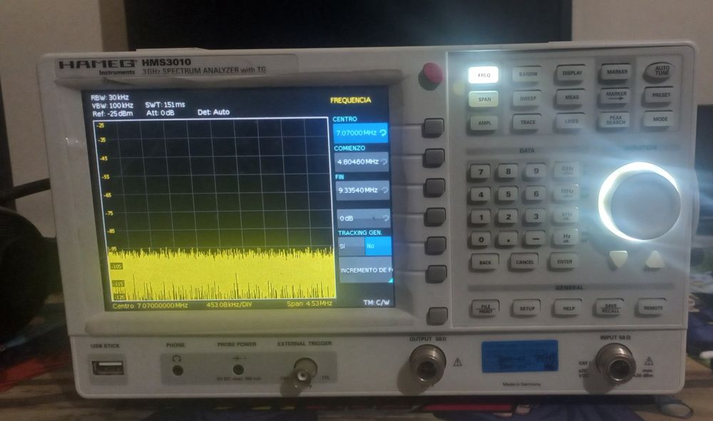 Spectrum analyzer64297664797953120