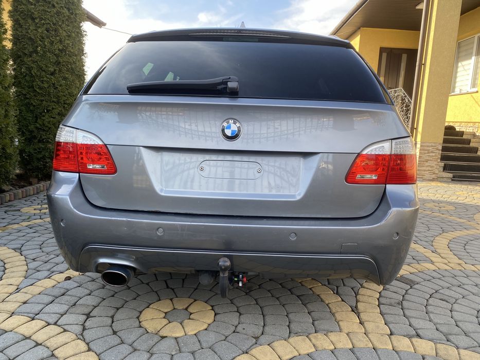 Бампер М bmw e61 e60 БМВ е60 е61
