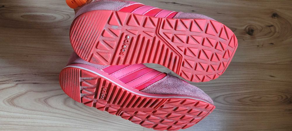 Adidas 8K sneakersy neon 40⅔ (40)
