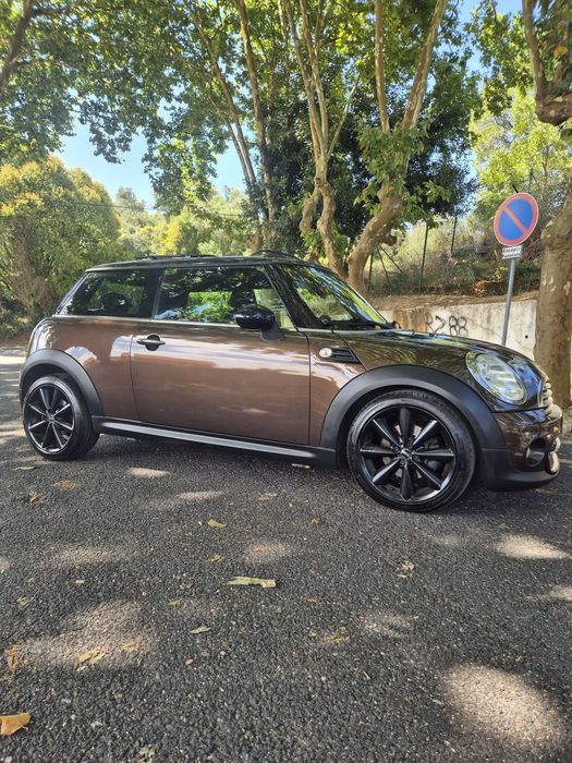 MINI 3 Portas Cooper D Aut. Baker Street