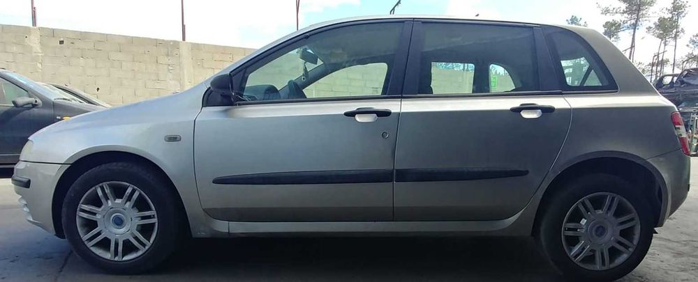 Fiat Stilo para peças