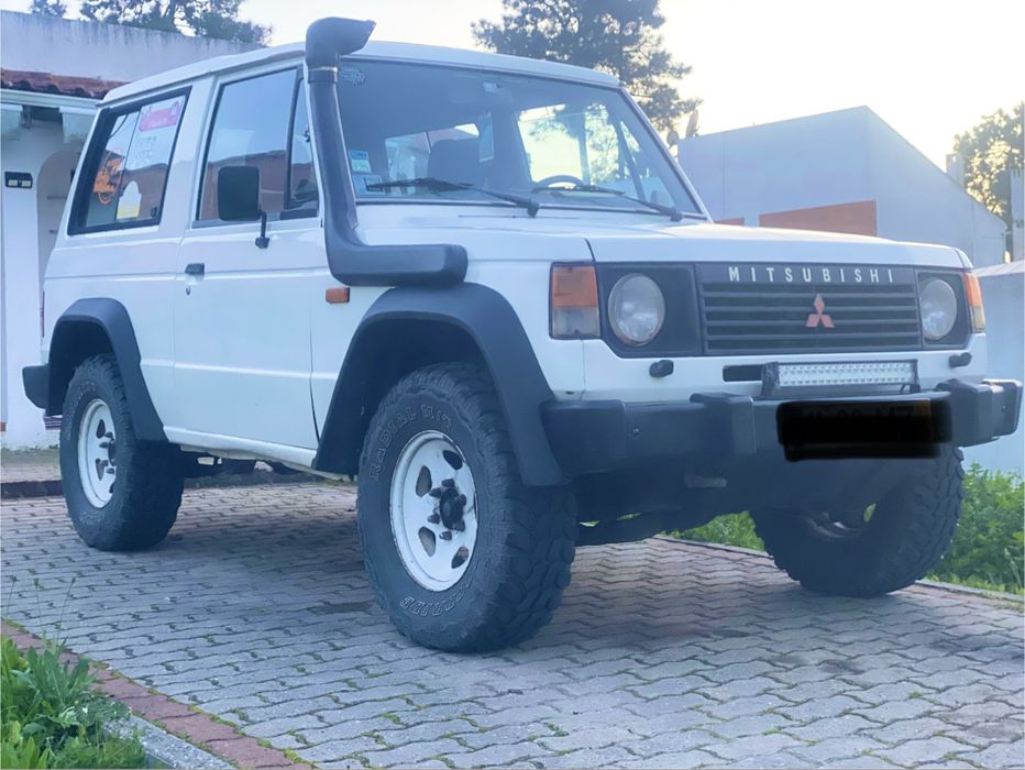 Mitsubishi pajero MK1