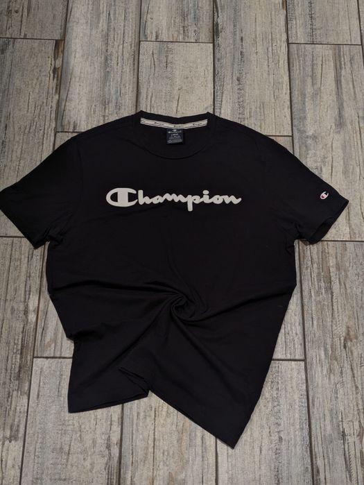 Champion чоловіча футболка М Л оригінал нова сток