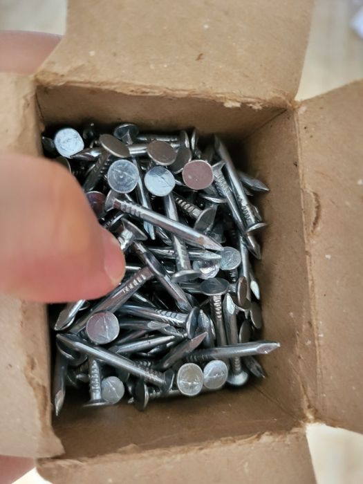 Caixa de Pregos redondos 2,5cm